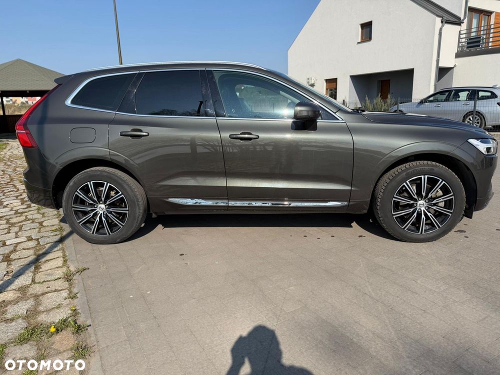 Volvo XC 60 T6 AWD Plug-In Hybrid Inscription Expression - 4