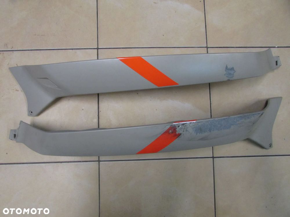 Vespa GTV 300 hpe 2024 osłoy owiewki boczne kokonu - 1