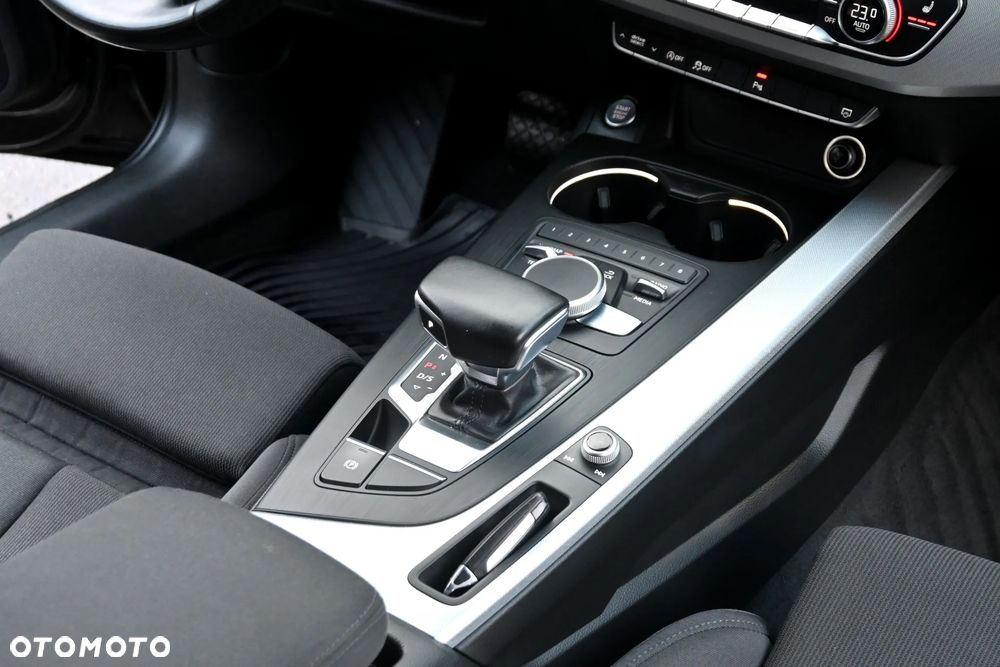 Audi A4 Limousine 2.0 TDI S tronic sport - 25