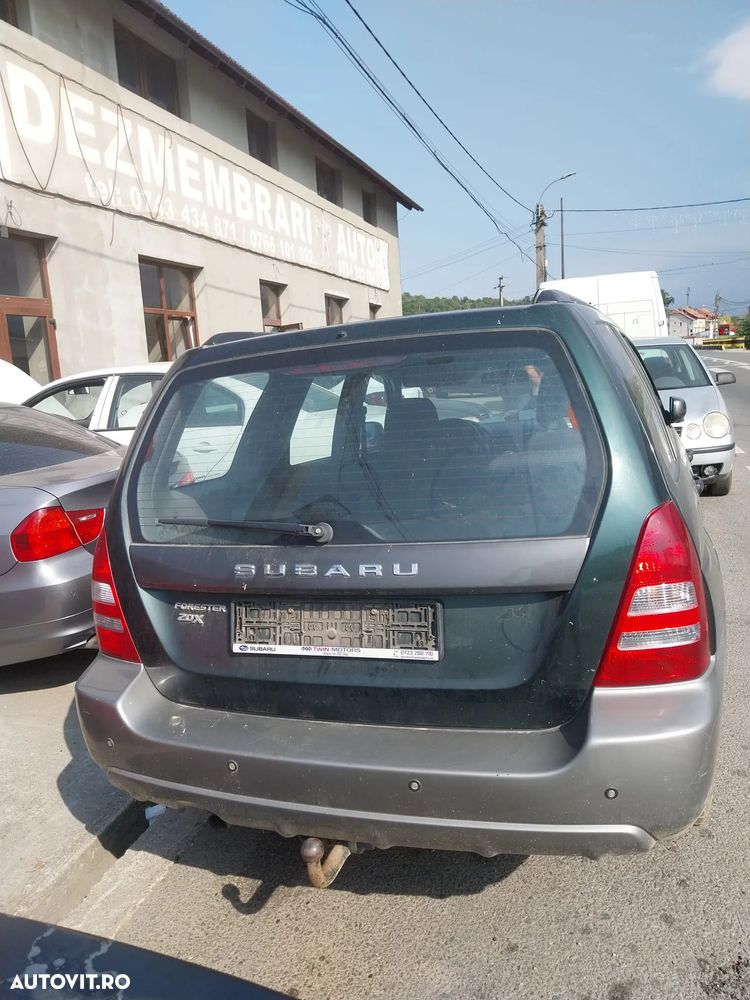 Subaru Forester 2005  2,0b  cod motor EJ20 - 1