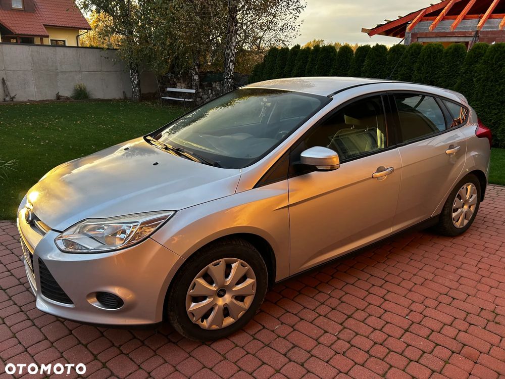 Ford Focus 1.6 Trend - 5