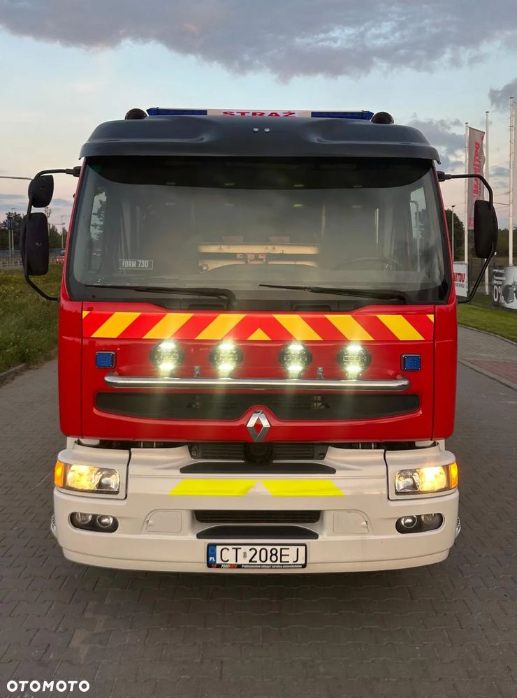 Renault Premium - 2