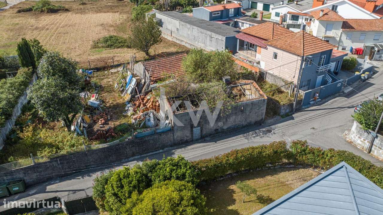 Moradia para reabilitação em Grijó Vila Nova de Gaia - Grande imagem: 3/16