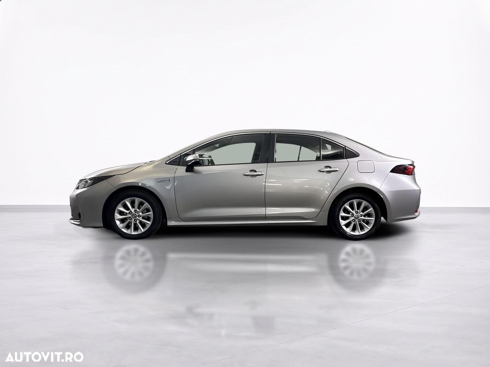 Toyota Corolla - 3