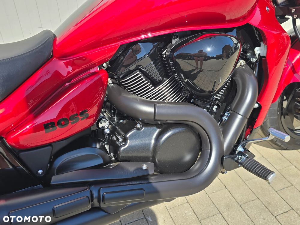 Suzuki Boulevard - 4