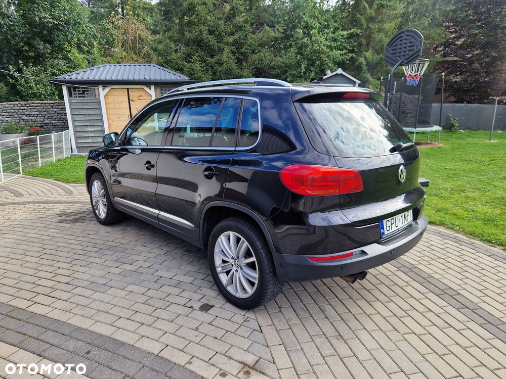Volkswagen Tiguan - 4