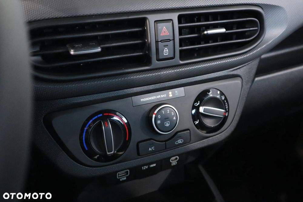 Hyundai i10 1.0 Pure - 17