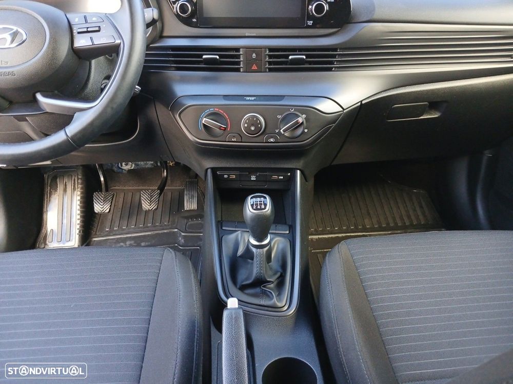 Hyundai i20 1.2 Comfort - 11
