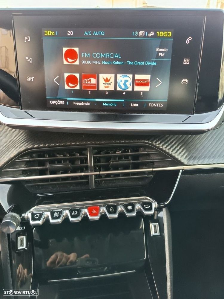 Peugeot e-208 50 kWh Style - 19