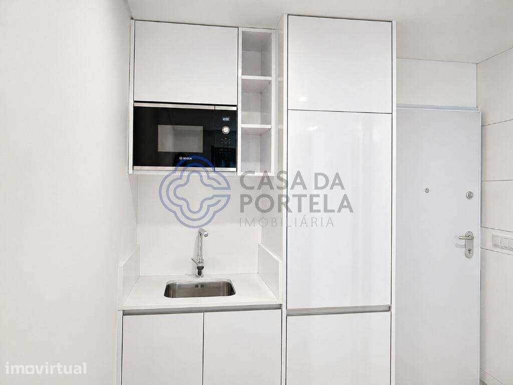 APARTAMENTO T0 PARA ARRENDAR EM SÃO MAMEDE DE INFESTA, MATOSINHOS, POR - Grande imagem: 2/16