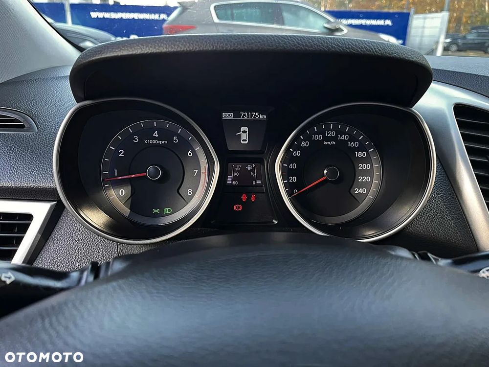 Hyundai i30 1.4 BlueDrive Classic + - 24