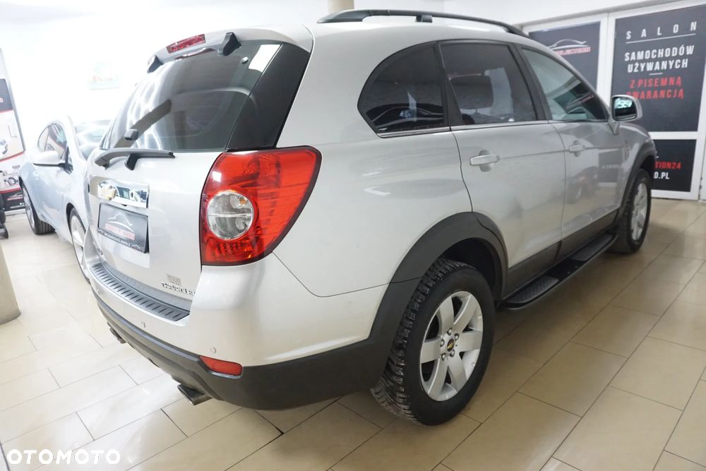 Chevrolet Captiva 2.4 2WD 5 Sitzer LS - 9