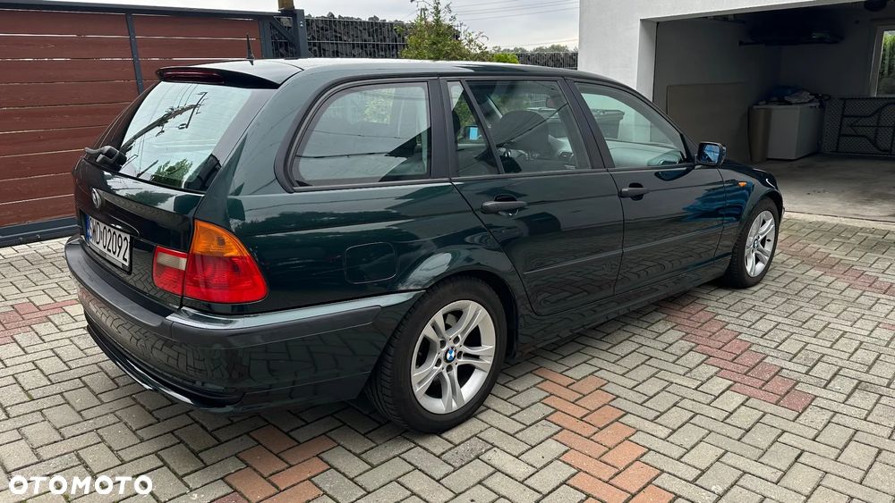 BMW Seria 3 320d DPF Touring Edition Fleet - 2
