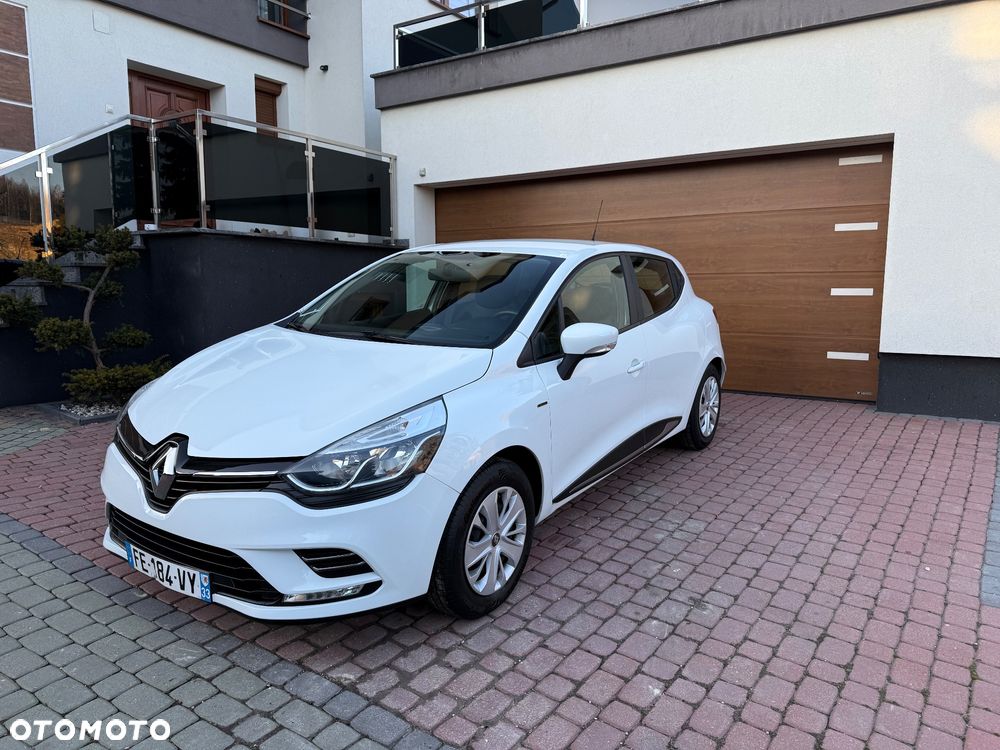 Renault Clio - 1