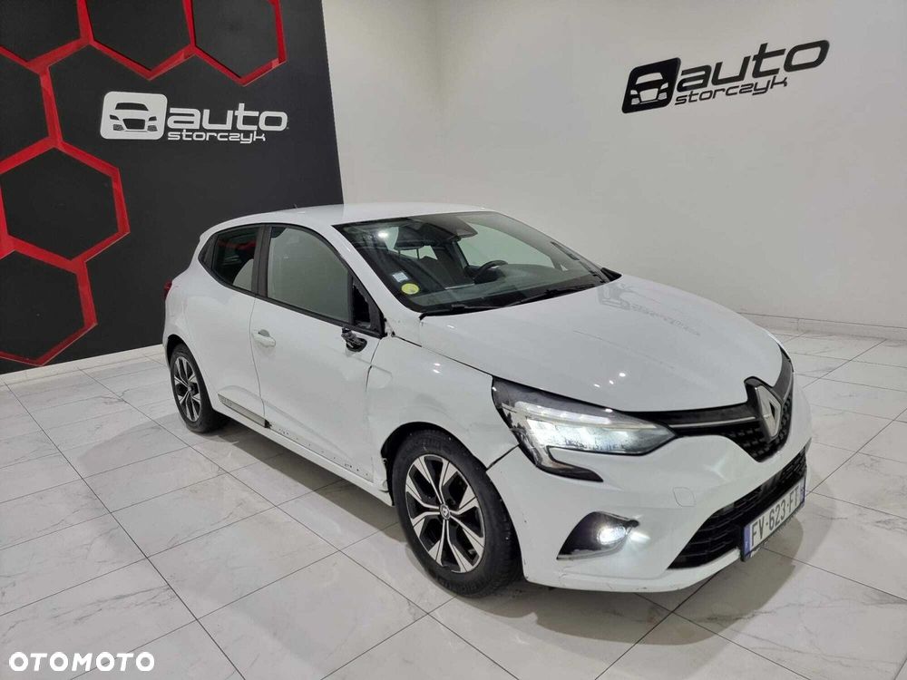 Renault Clio - 11