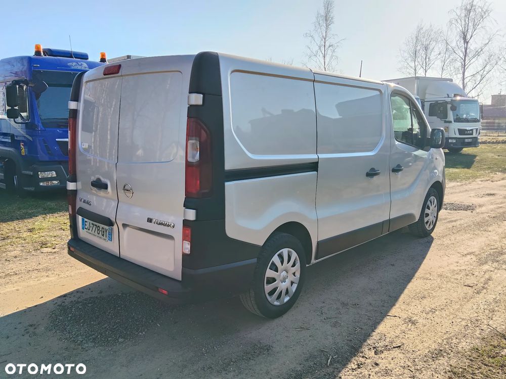 Opel Vivaro - 5