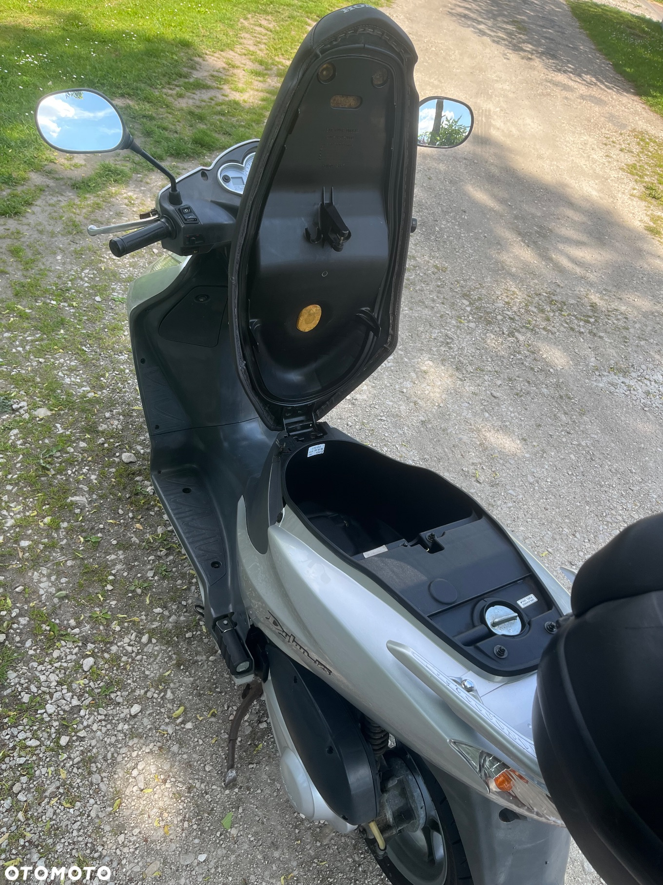 Honda Dylan - 14