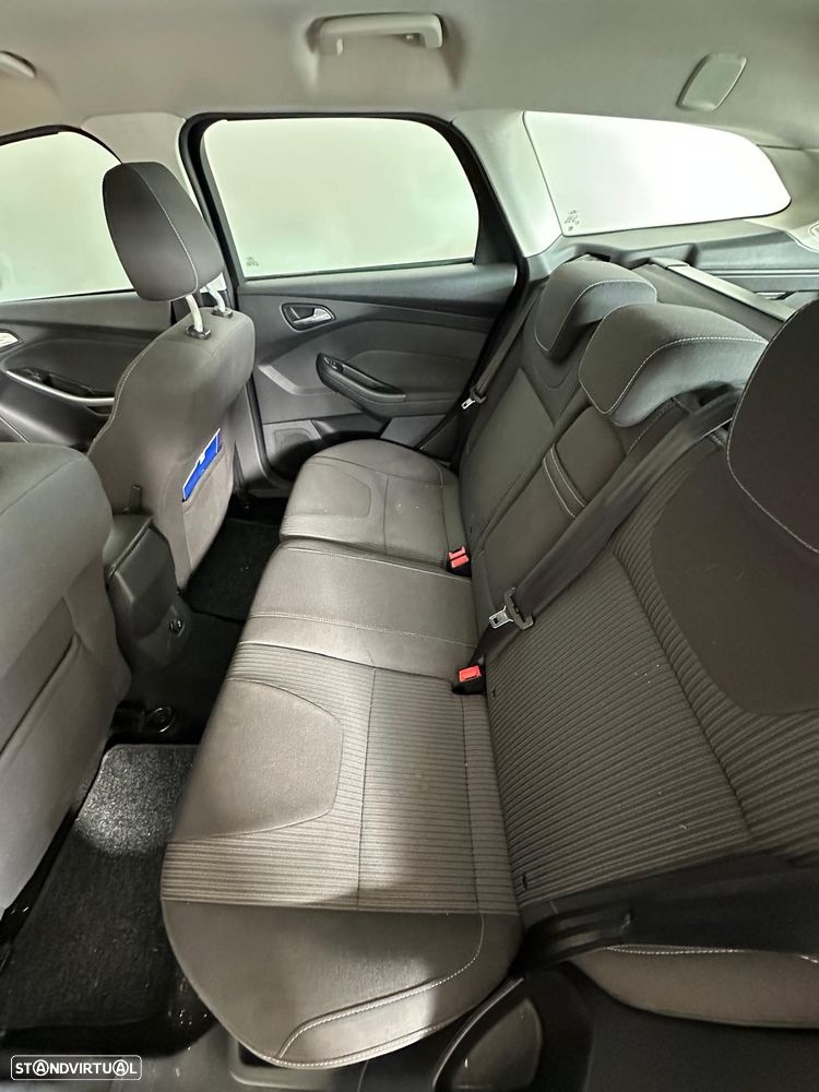 Ford Focus SW 1.6 TDCi Titanium - 10
