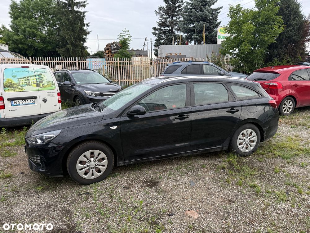 Hyundai i30 1.0 T-GDI Classic + DCT - 3