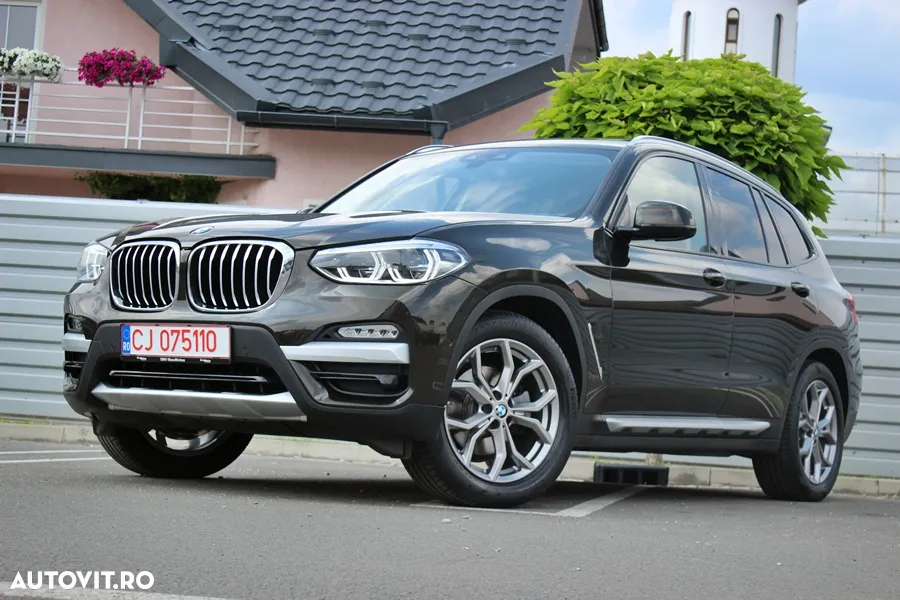 BMW X3 xDrive20d AT Luxury Line - 8
