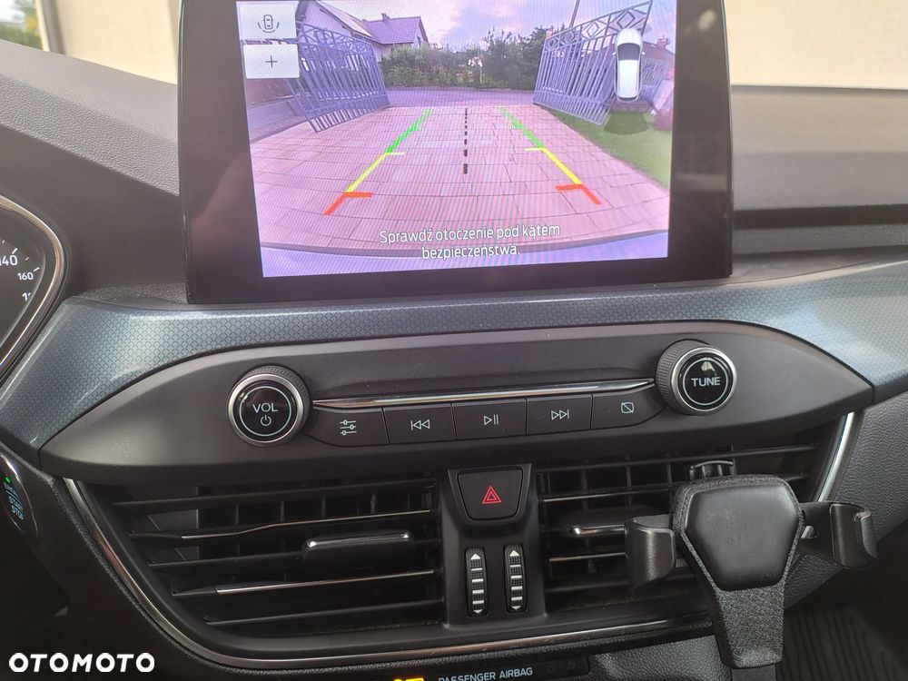 Ford Focus 1.5 EcoBlue STart-Stopp-System ACTIVE - 19