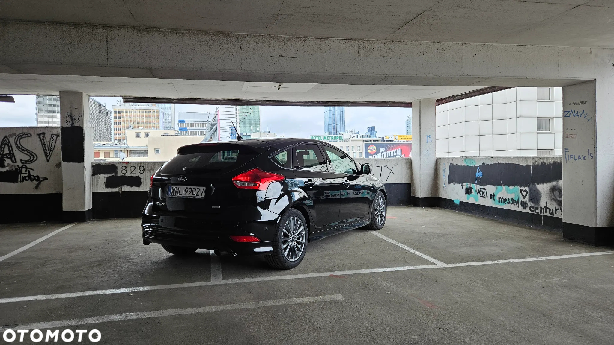 Ford Focus 1.5 EcoBoost Start-Stopp-System ST-LINE - 4