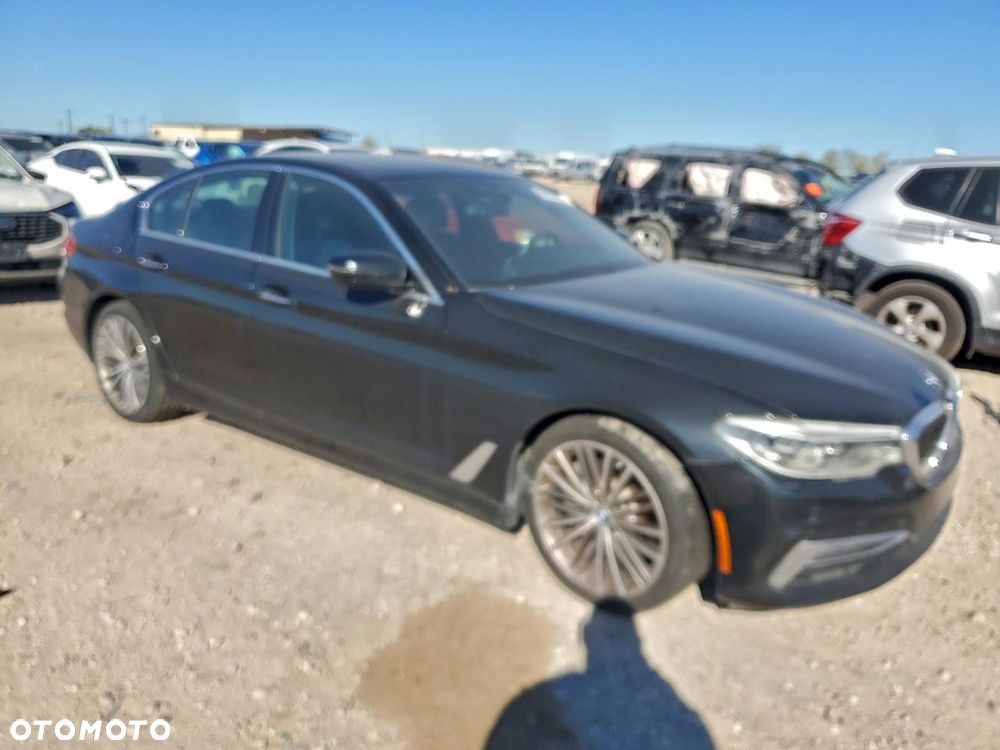 BMW Seria 5 530i - 5