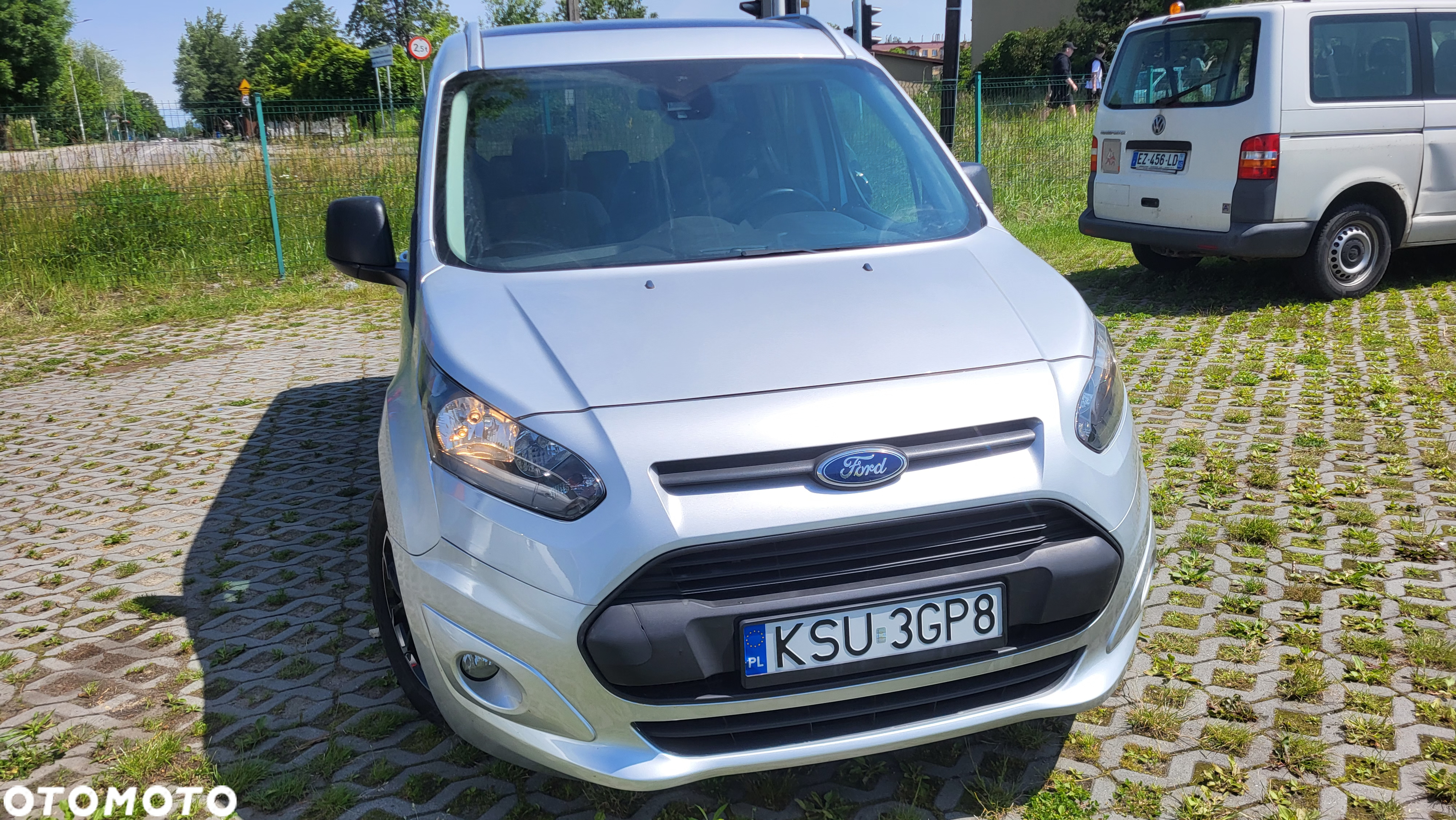 Ford Tourneo Connect Grand - 31