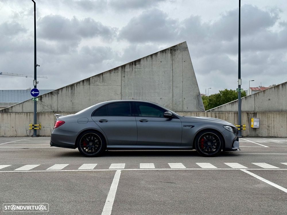 Mercedes-Benz E 63 AMG S 4-Matic+ - 3