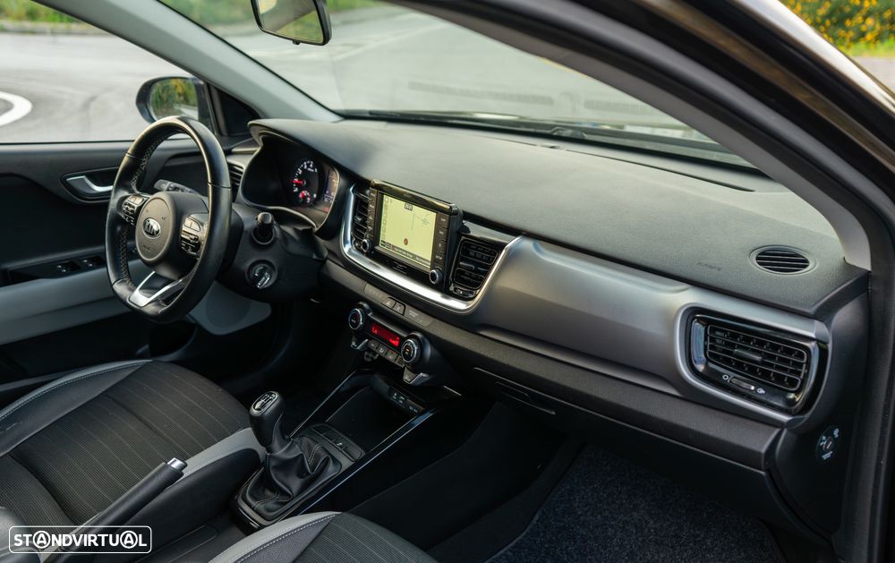 Kia Stonic - 10