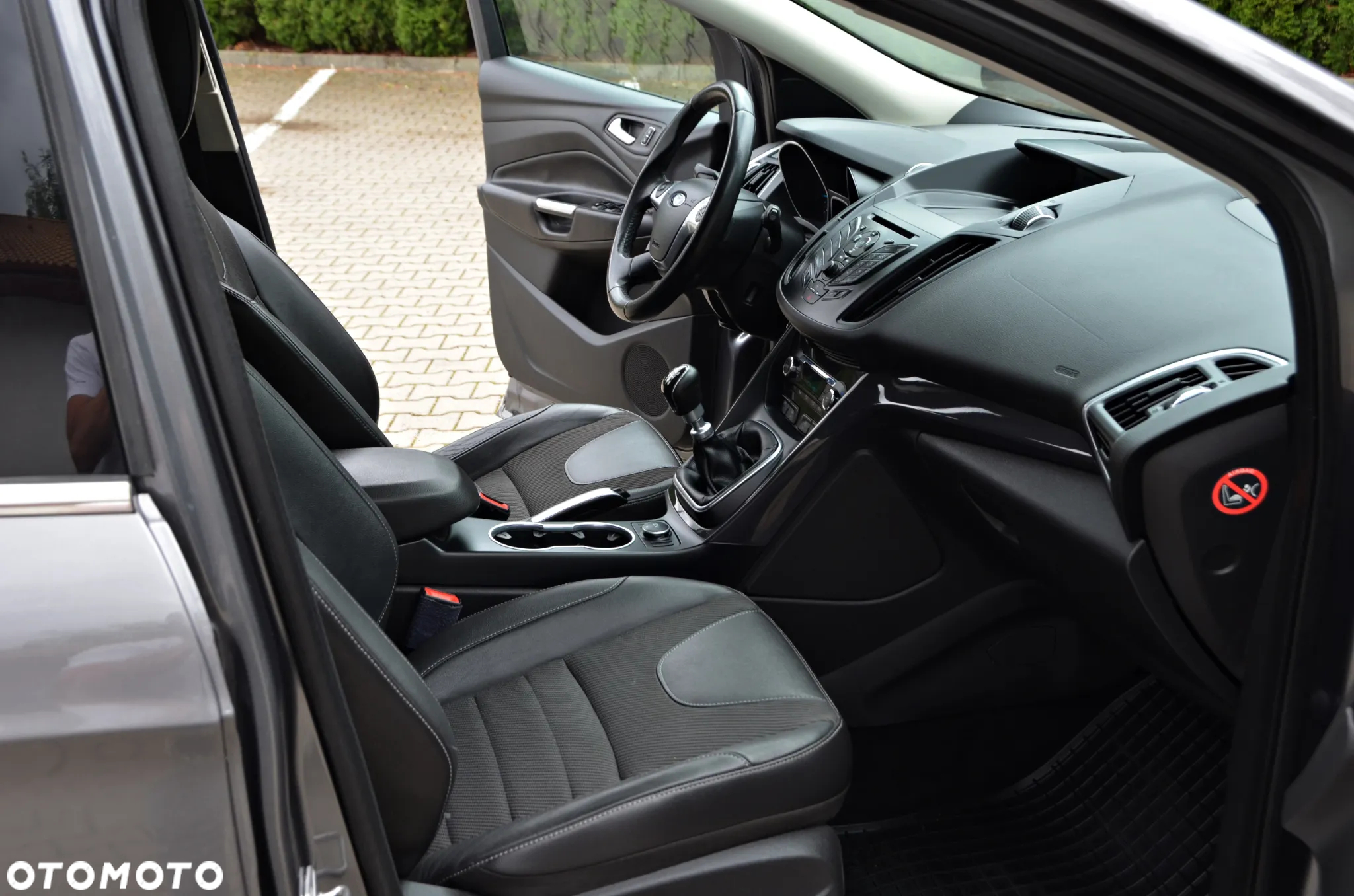 Ford Kuga 2.0 TDCi Titanium - 22