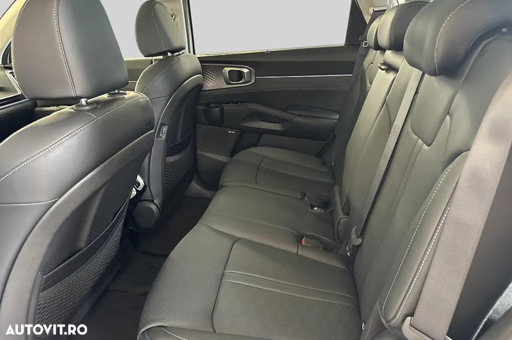 Kia Sorento 1.6 T-GDI PHEV 6AT 4x4 7P Premium+ - 8