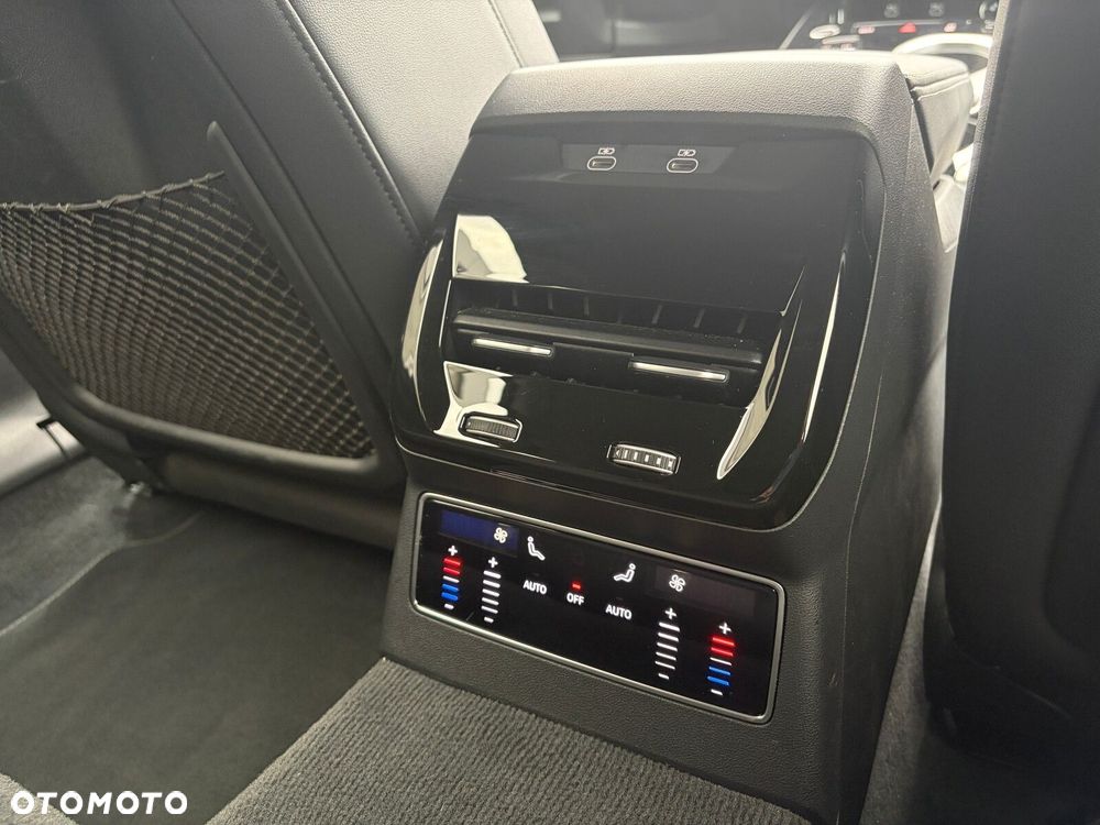 Audi A6 Avant - 25