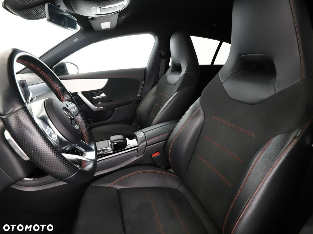 Mercedes-Benz CLA 200 d 8G-DCT AMG Line - 14