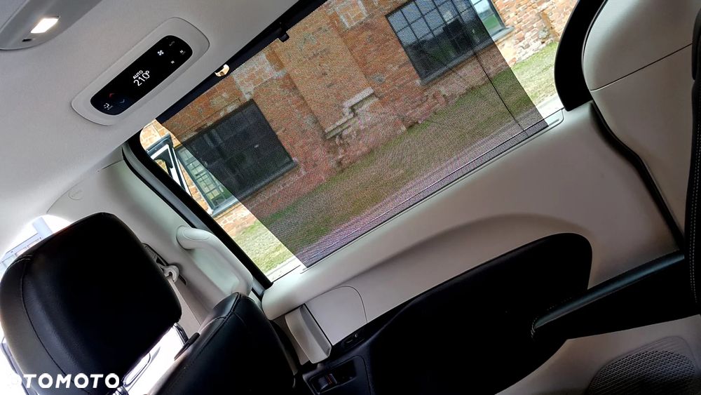 Chrysler Pacifica - 26