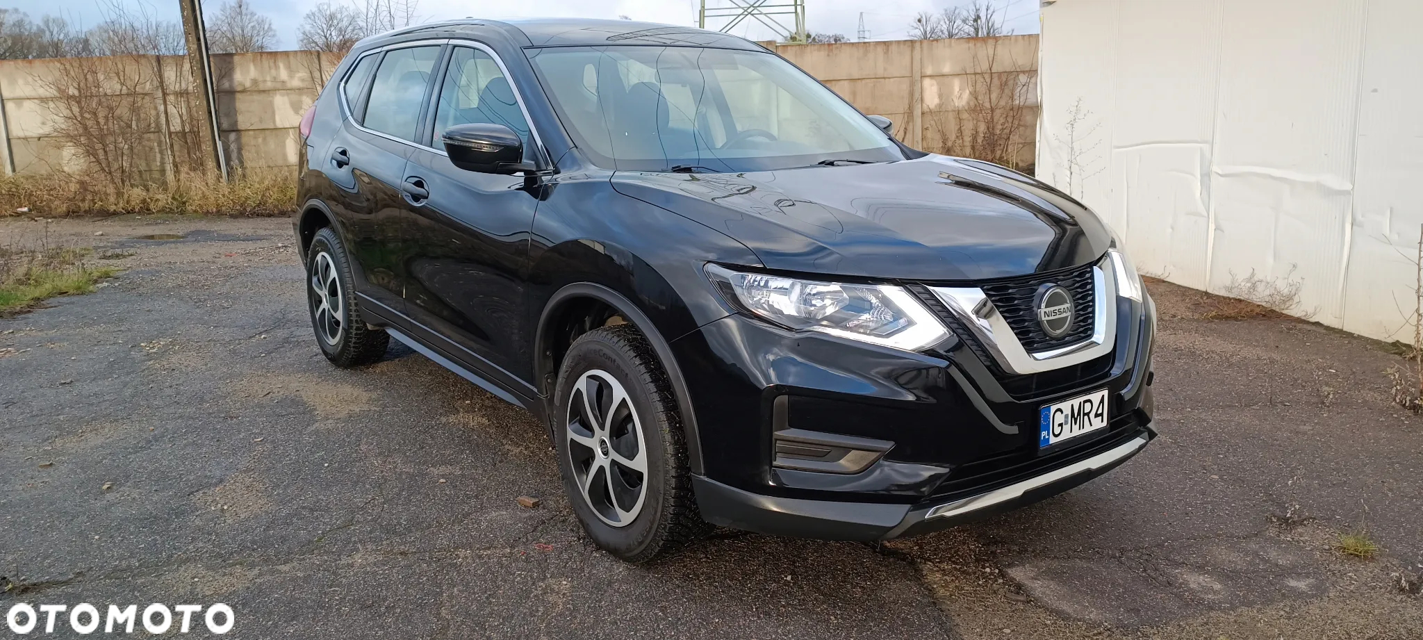 Nissan X-Trail - 4