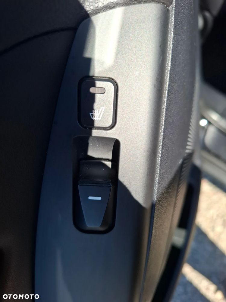 Hyundai ix35 2.0 CRDi 4WD Premium - 29