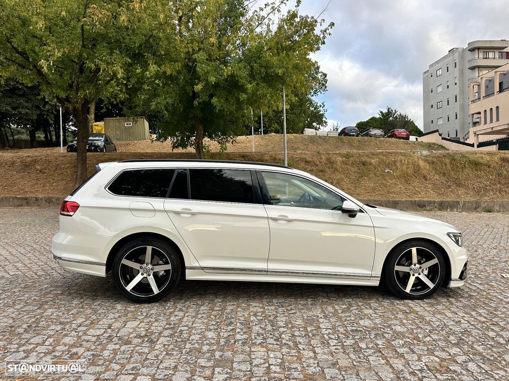 VW Passat Variant 2.0 TDI R-Line - 12