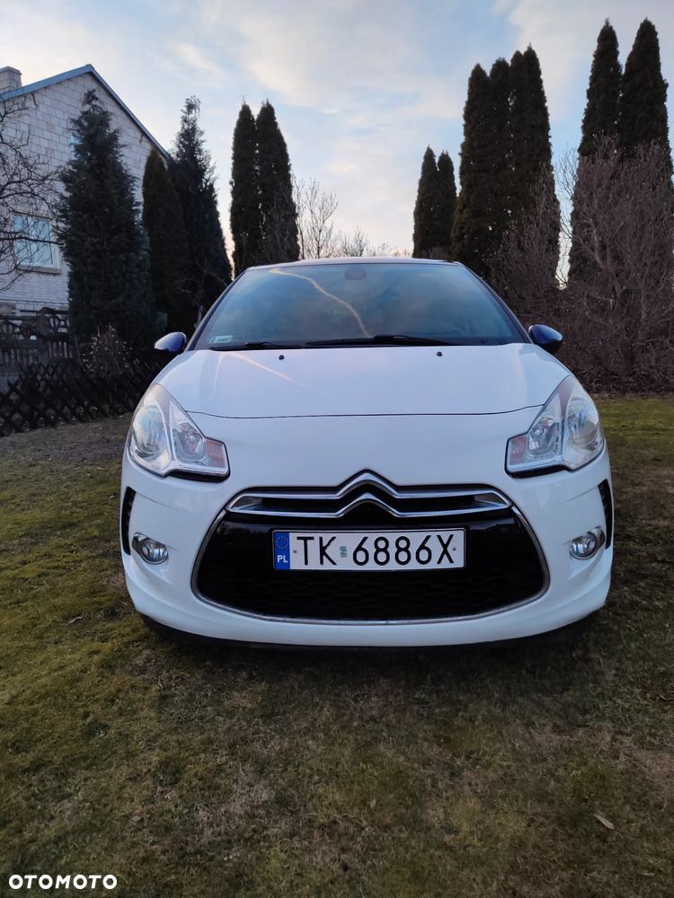 Citroën DS3 1.6 e-HDi SoChic - 12