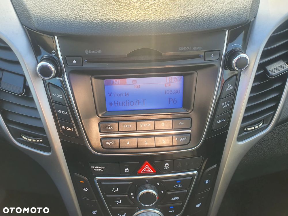 Hyundai i30 1.4 Intro Edition - 18