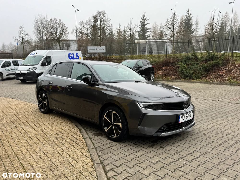 Opel Astra 1.2 T Business Elegance S&S - 3