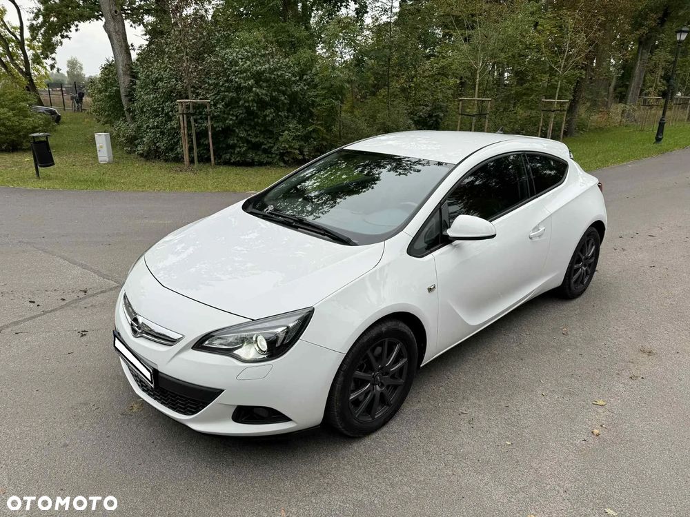 Opel Astra IV GTC 1.4 T Sport - 18