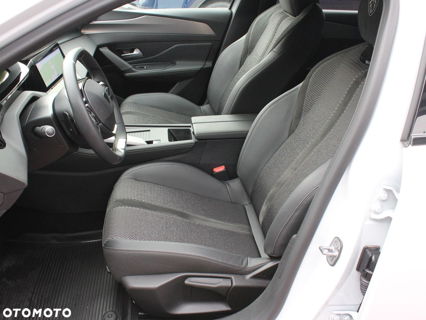 Peugeot 308 - 16