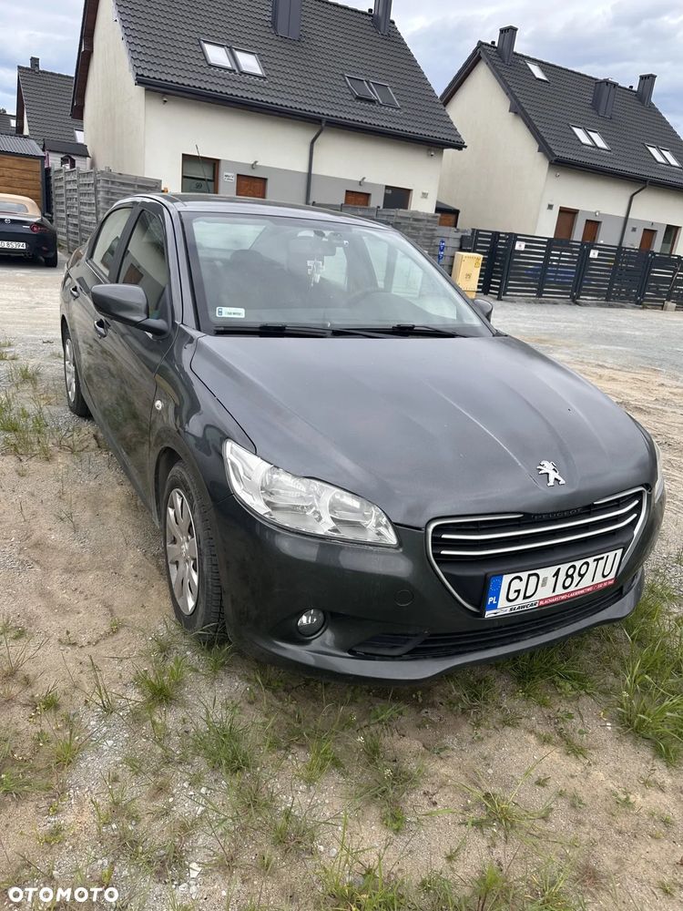 Peugeot 301 1.6 VTi Active - 2