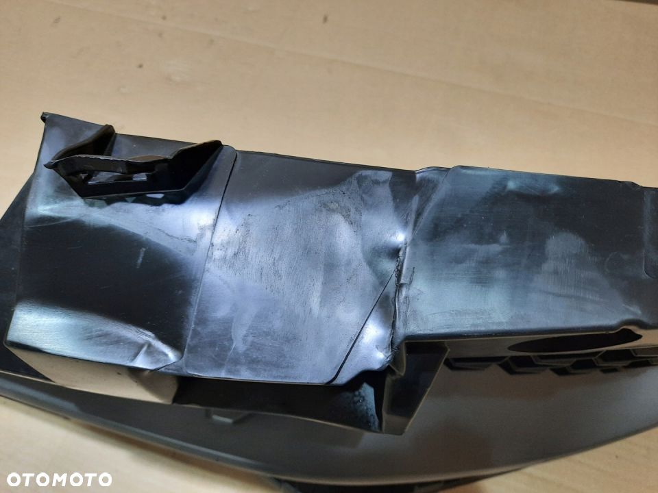 RENAULT MEGAN RS 17- ZDERZAK PRZOD PRZEDNI - 6