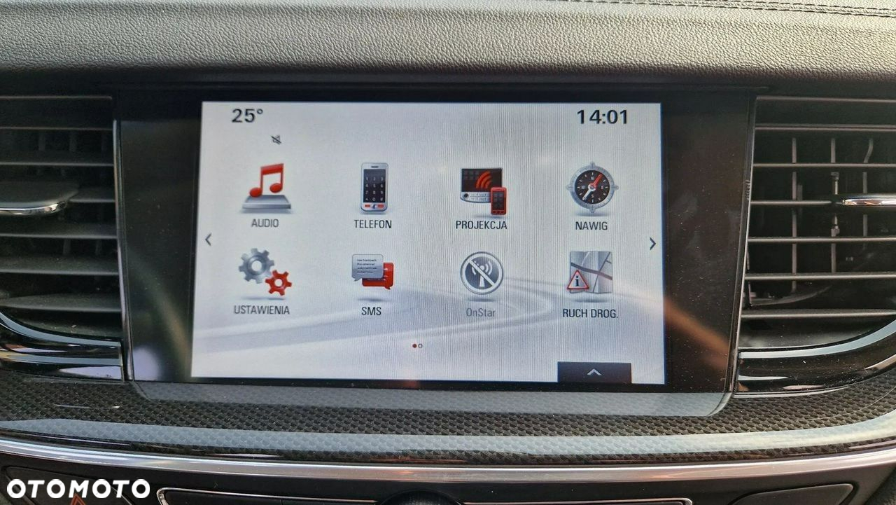 Opel Insignia - 25