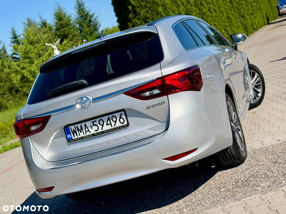 Toyota Avensis 2.0 D-4D Prestige - 24