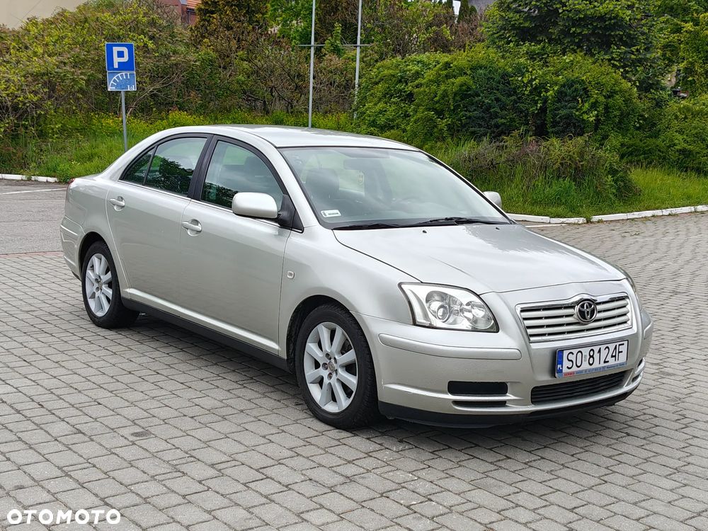 Toyota Avensis 1.8 Terra - 11