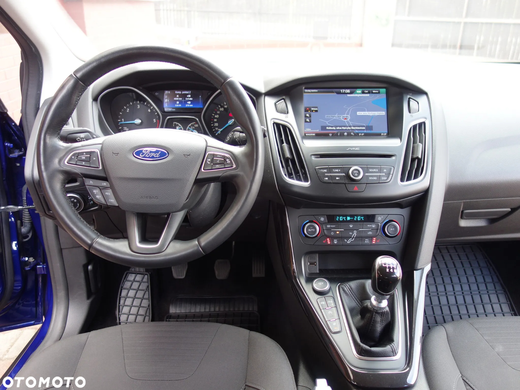 Ford Focus 2.0 TDCi Titanium ASS - 25