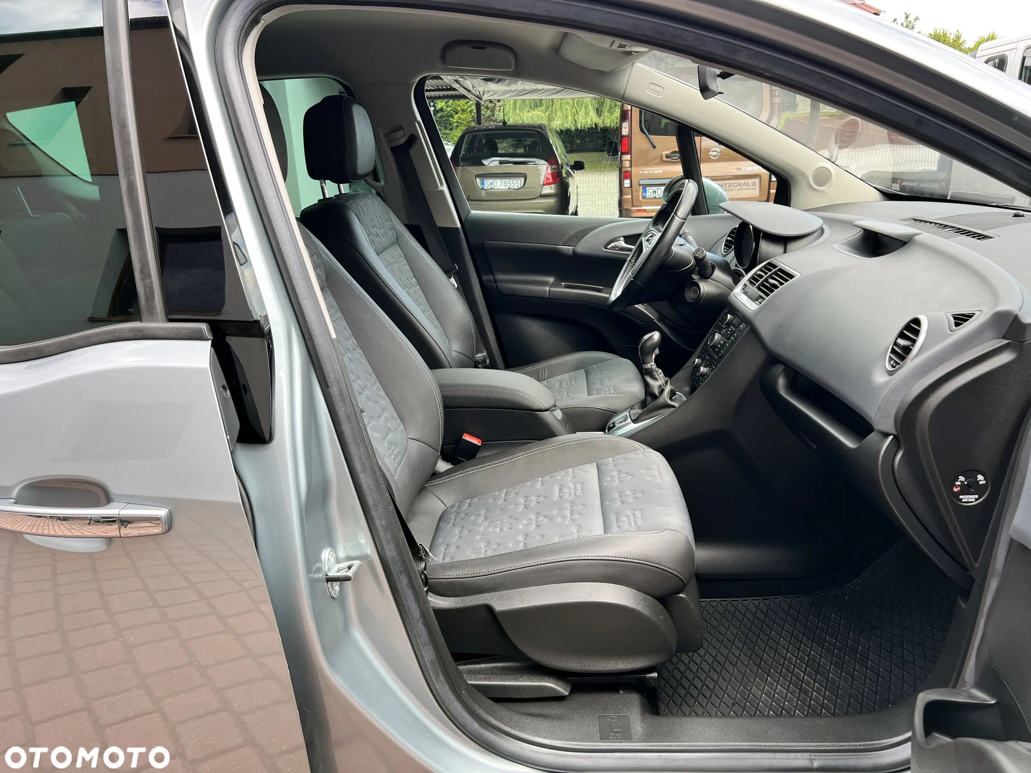 Opel Meriva 1.4 T Cosmo - 30